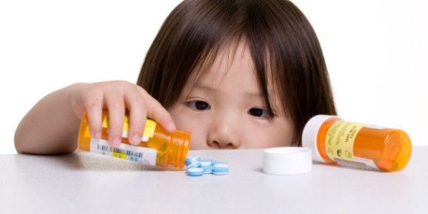 Ребёнок и таблетки